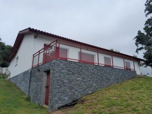 Garde corps aluminium vitré MEL installé par AED64