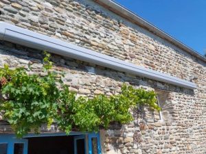 Store On'X fermé avec ogives