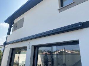 Store coffre Marquises ON'X sans ogives installé par AED64