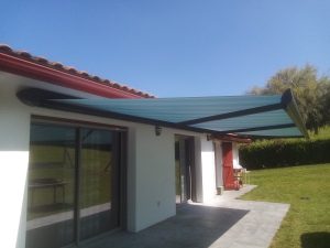 Store coffre ON'X fabriqué en Alsace installé par AED64